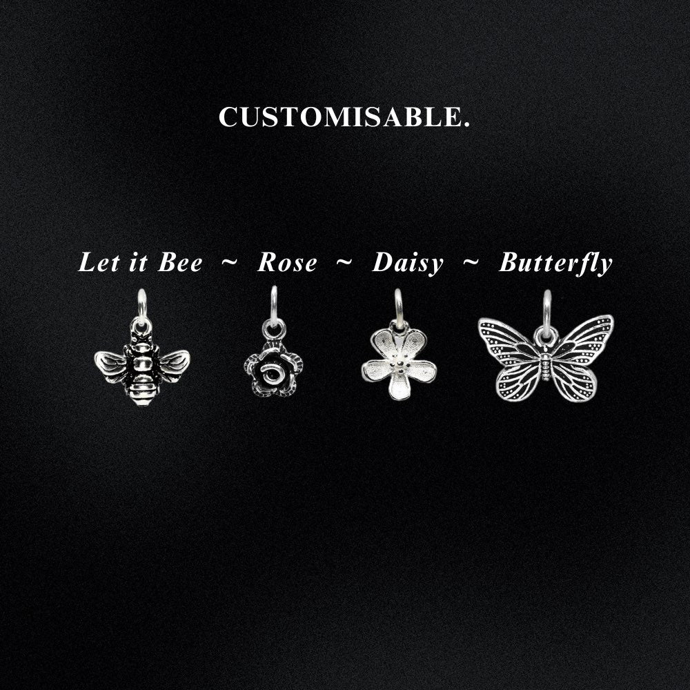 Are you looking for the perfect piece of jewellery to add to your collection? Look no further than our customisable bracelet with Hill Tribe silver beads! Each bracelet features stunning Hill Tribe silver beads, expertly crafted by the skilled artisans of Northern Thailand. But the real beauty of this bracelet lies in its ability to be personalised to your taste.