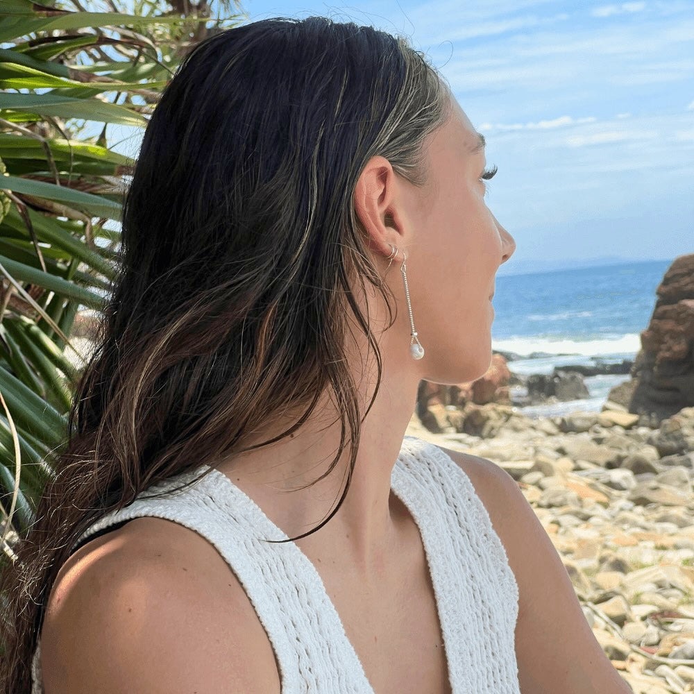 Curb Chain & Big Pearl Drop Earrings