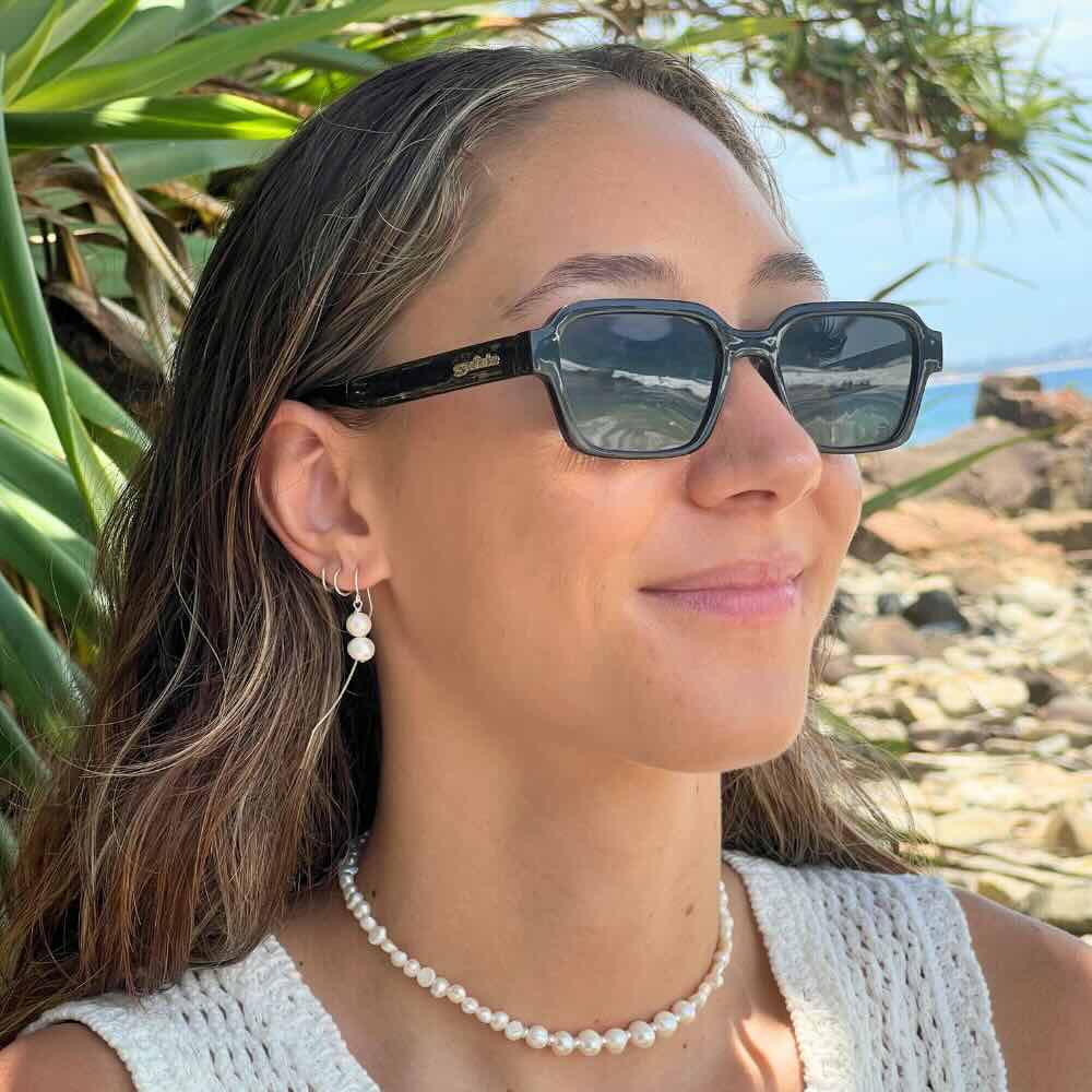These Double Pearl Stack Threader Earrings are a stunning addition to any jewellery collection! Handcrafted in Australia with sterling silver, these earrings are perfect for any occasion. Exquisite, sophisticated, and stylish, these earrings will add a luxurious sparkle to any ensemble!